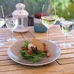 Tatil Evi Ferienbungalow Haus Am Teich