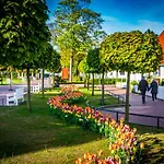 Tatil Evi Ferienbungalow Haus Am Teich Boltenhagen (Ostseebad)