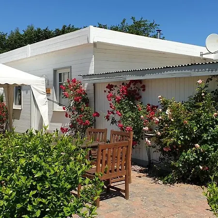 Ferienbungalow Haus Am Teich Semesterbostad *