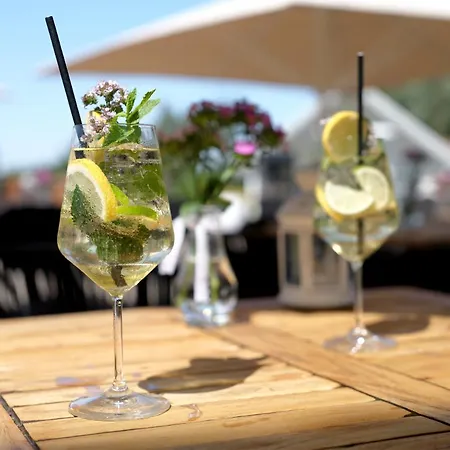 Ferienbungalow Haus Am Teich Semesterbostad