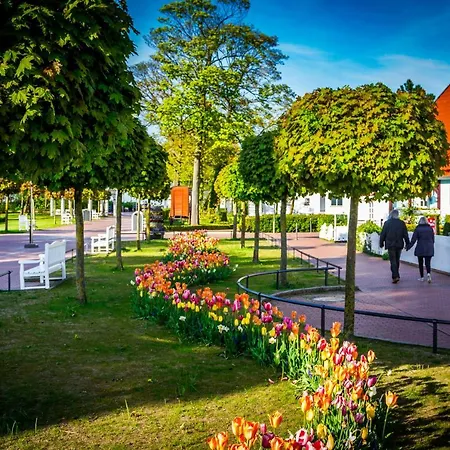 Tatil Evi Ferienbungalow Haus Am Teich Boltenhagen (Ostseebad)