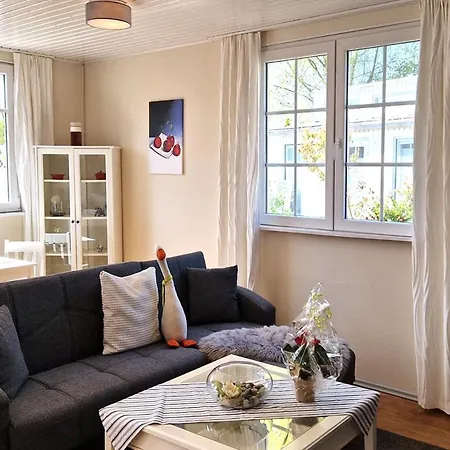 Ferienbungalow Haus Am Teich Semesterbostad *